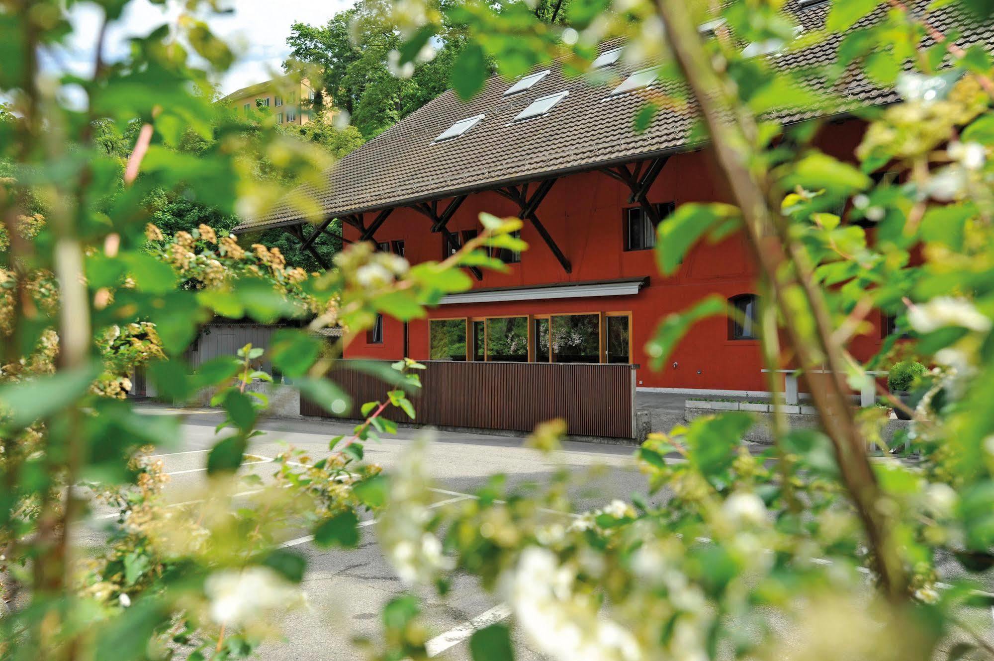 Baden Youth Hostel Exterior photo